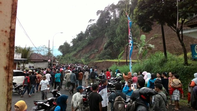 tanah longsor di banjarnegara