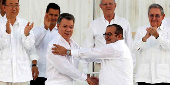 Kolombia dan pemberontak FARC resmi akhiri konflik 52 tahun