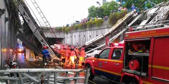 Djarot minta papan reklame di JPO ukurannya tak terlalu besar