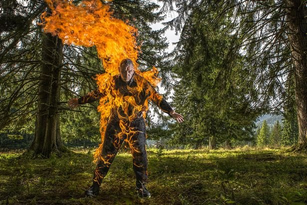 aksi bakar diri josef toedtling