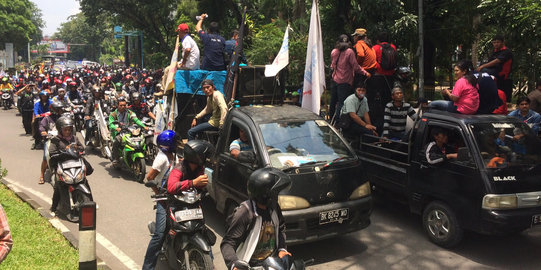 Buruh di Medan juga demo menolak tax amnesty