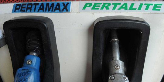 Pertamina klaim masyarakat mulai beralih dari Premium ke Pertamax