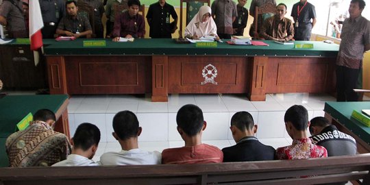 Dalang pembunuh Yuyun divonis mati, 4 terdakwa dibui 20 tahun