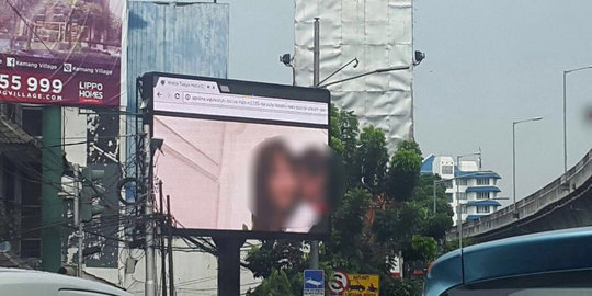 PKS minta kasus video porno di papan reklame dibawa ke ranah hukum