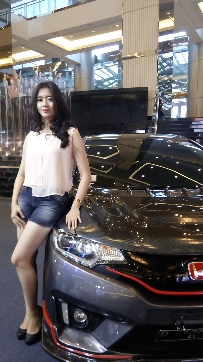 Honda Queen nan cantik di kontes modifikasi  merdeka.com