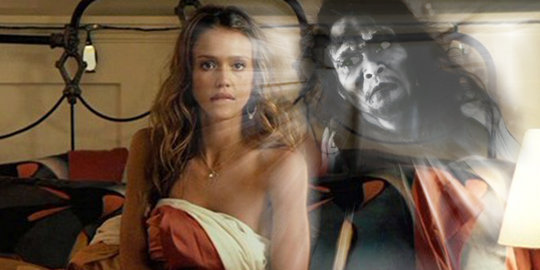 7 Seleb seksi yang ngaku pernah berhubungan seks dengan hantu