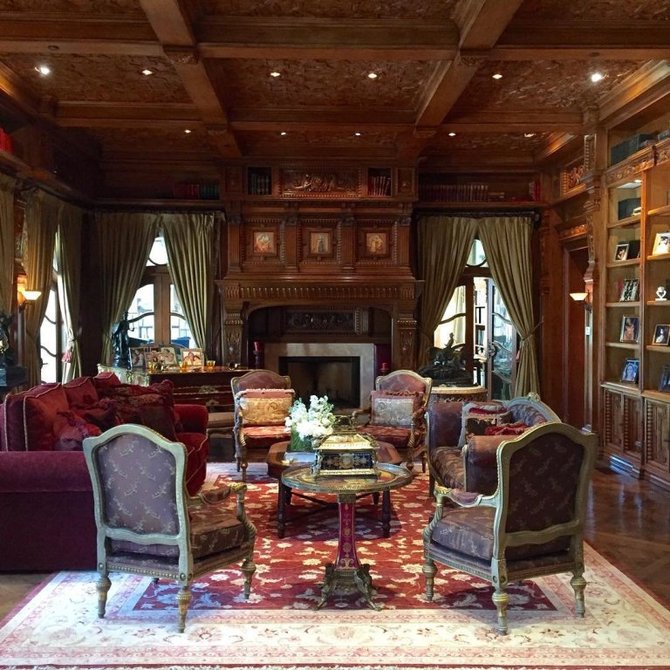 Mengintip megahnya istana kediaman ayah Gigi Hadid ...