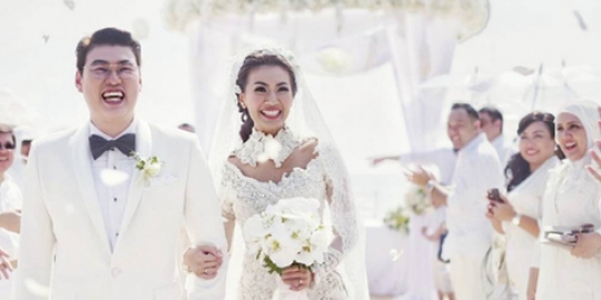 Asty Ananta menikah, ibunda: Semoga Ia tetap dalam iman Islam