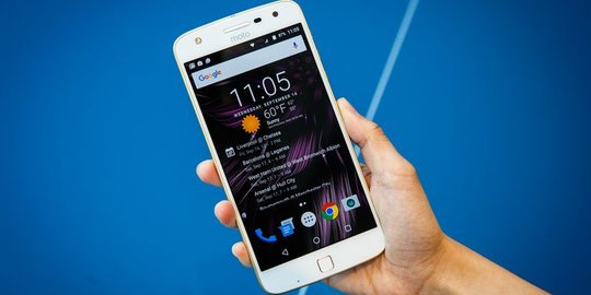 Moto Z Play: smartphone Android dengan daya tahan baterai terbaik!