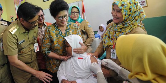 Menkes dan Wagub DKI buka bulan imunisasi anak sekolah