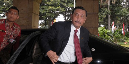 Luhut: Revisi aturan tentang kontrak pertambangan segera selesai