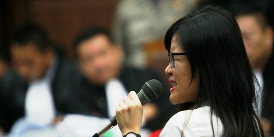 Sidang tuntutan dimulai, penonton soraki kehadiran terdakwa Jessica