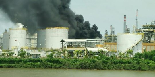 Ini tanggapan Pertamina soal kilang Cilacap terbakar