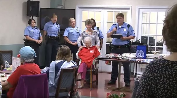 edie simms ditangkap polisi st louis missouri