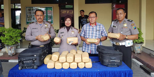 25 Kg ganja ditinggal dalam travel bag hitam di loket bus