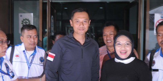 Sambangi kantor PBNU, Agus-Sylviana minta petuah maju di Pilgub DKI
