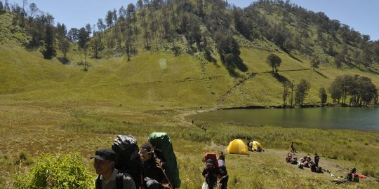 Pendaki asal Depok meninggal dunia saat menuju puncak Gunung Semeru