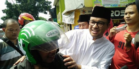 Blusukan naik GO-JEK, Anies diminta tak gusur dan perhatikan Persija