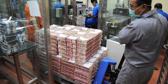 Awal pekan, Rupiah kembali menguat ke level Rp 12.955 per USD