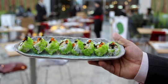 Sensasi kelezatan sushi rasa Arab