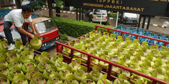 Gas melon langka, warga Depok dapat elpiji 3 Kg isinya dicampur air