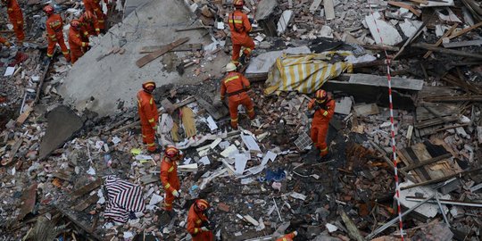Apartemen di China ambruk, 22 orang tewas
