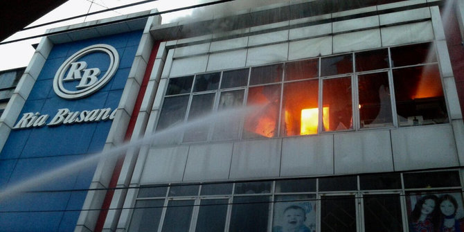 Dalam 3 bulan, toko Ria Busana Medan terbakar 3 kali ...