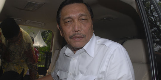 Luhut minta Bakamla perkuat keamanan maritim nasional