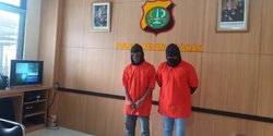 Sepasang kekasih tawarkan adegan live sex lewat WA dan BBM