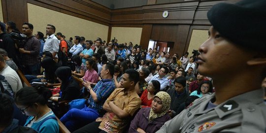 mirna hamburkan uang buat jerat jessica rev1