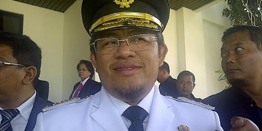 Gubernur Aher: Kalau ada pungli lapor, biar gampang pecatnya