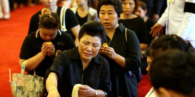 Turis asing diimbau tak bicarakan raja selama Thailand berkabung