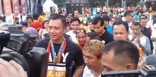 Agus blusukan ke Pasar Klender, pedagang malah cari Annisa Pohan