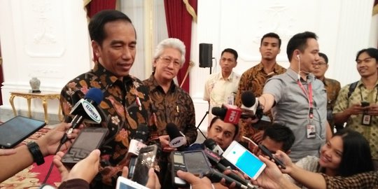 Jokowi resmikan 6 infrastruktur kelistrikan hampir Rp 1 T di Papua