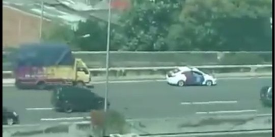 Pungli bisa dihapus dengan mengubah mental masyarakat dan aparat