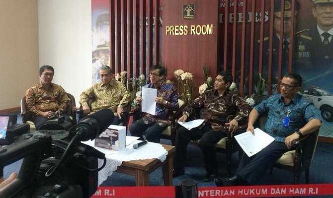 menkum ham umumkan hasil verifikasi parpol