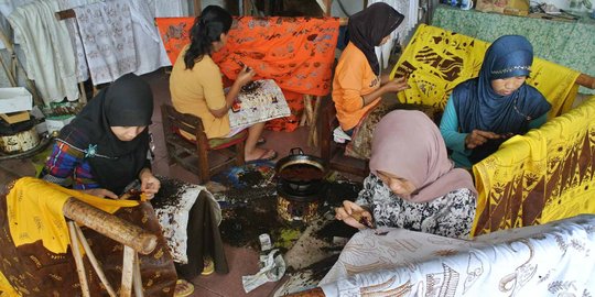 Annisa Pohan: Saya kesusahan cari Batik Betawi