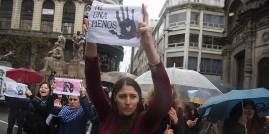 Remaja diperkosa, ribuan warga Argentina protes turun ke jalan