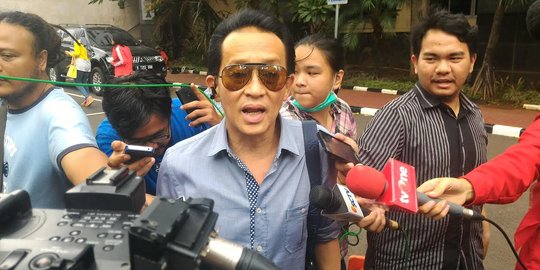 Bila tak terbukti membunuh, kaki Jessica bakal dicium ayah Mirna