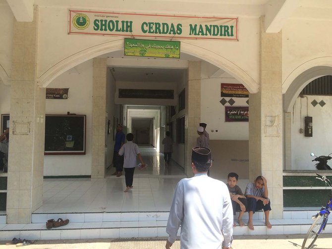 pondok pesantren al mukmin solo