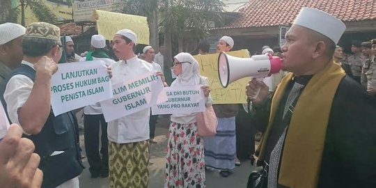 Korban gusuran demo tolak kedatangan Ahok di RPTRA Tebet