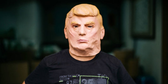 Jelang Halloween, wajah Donald Trump laku keras
