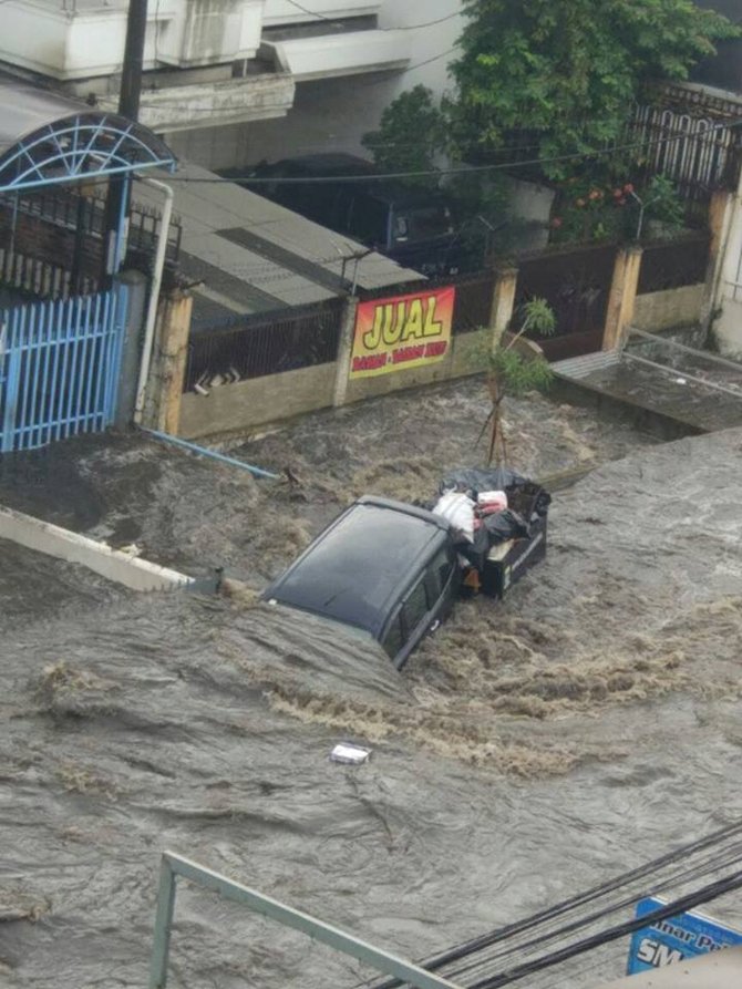 banjir pasteur dan saritem