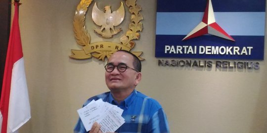 Hadir di penetapan cagub DKI, Ruhut tegaskan independen seperti Ahok