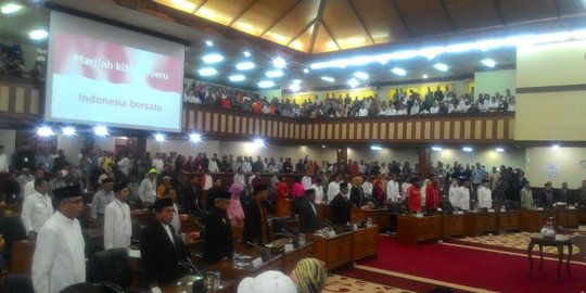 Jelang pengundian nomor urut, pasangan pilkada Aceh terlihat kompak