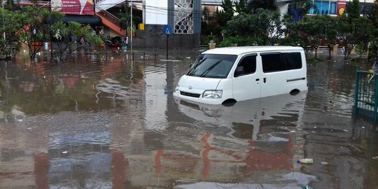 Jadi penyebab banjir, pintu masuk hotel di Pasteur akan dibongkar