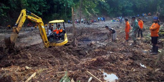 Dilanda tanah longsor, ribuan warga 2 desa di OKU Selatan terisolir