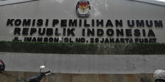 KPU naikkan syarat usia sebagai anggota