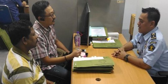 Menyalahi aturan tinggal, WN India di Surabaya diciduk imigrasi