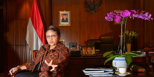 Ayahanda Menlu Retno meninggal, pertemuan bilateral di IORA batal